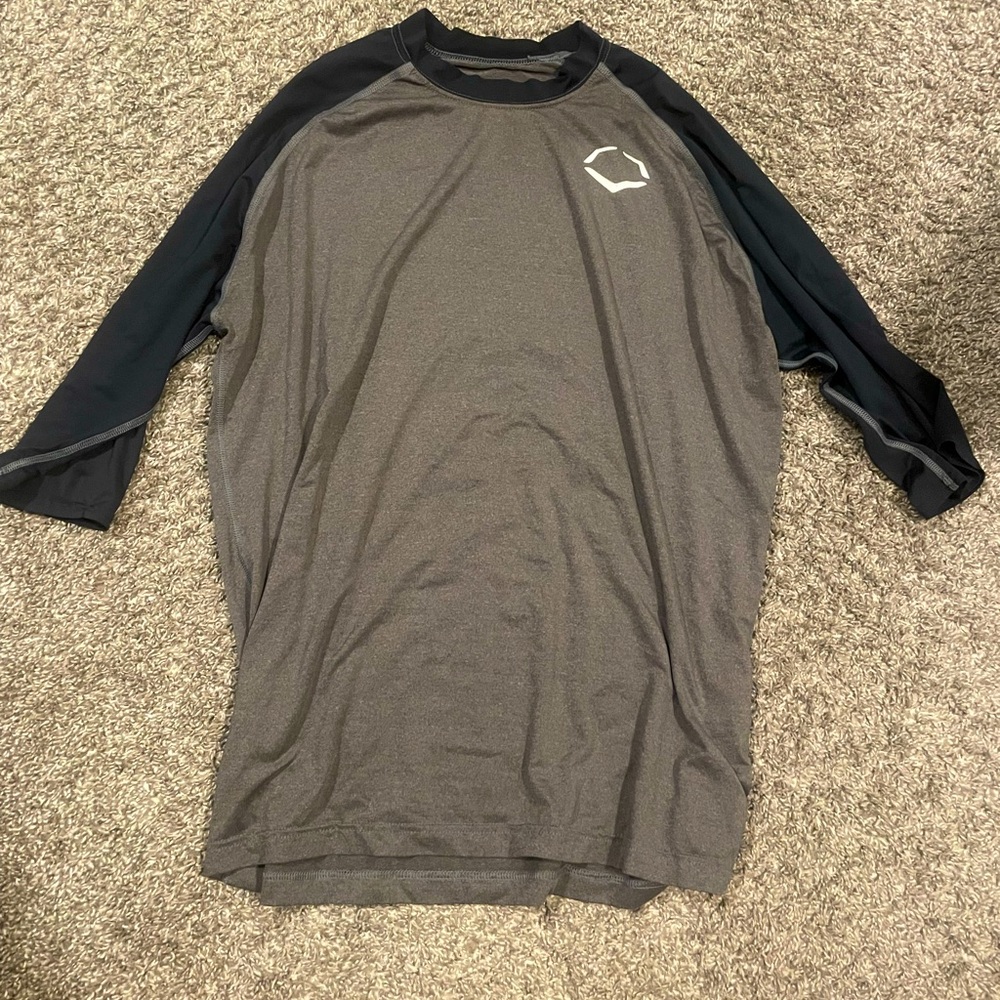 Evoshield Heather Mid Sleeve - Men's | Black (S) and Navy (M)
